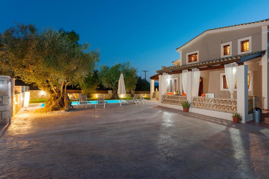 Evalexia - Luxury With Private Pool Near Laganas Perfect For Groups By Mana Gers Holiday home *